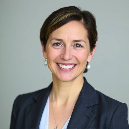 Ritratto di Elena Martini, Consulente Finanziario Senior, sorridente e professionale.